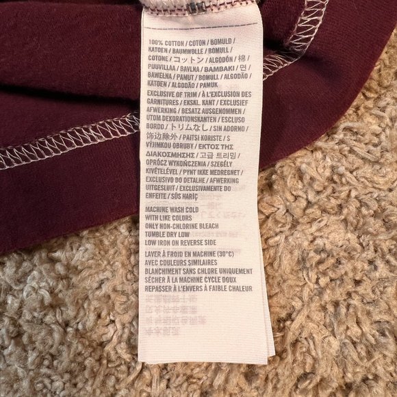 Hollister Shirt Women's Long Sleeve Quarter Button Up Embroidered Pullover Red M - Picture 4 of 13